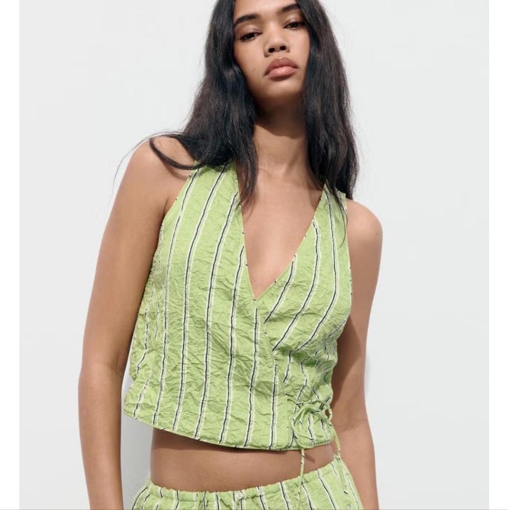 ZARA | Women's Lime Green Striped V-Neck Wrapped Cropped Wrinkle Vest